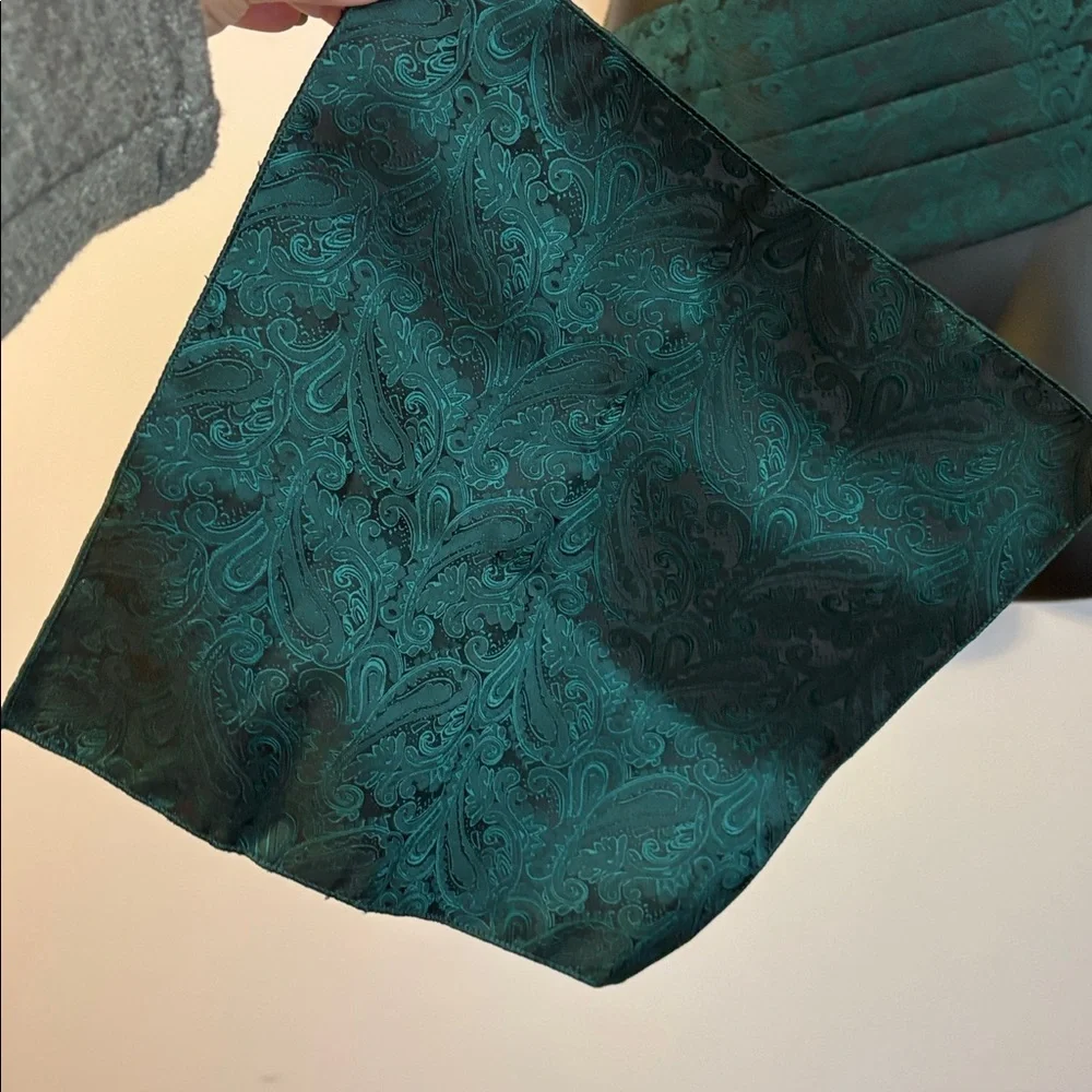 Alizeal Green Black Jacquard Paisley Cummerbund with Pocket Square OS